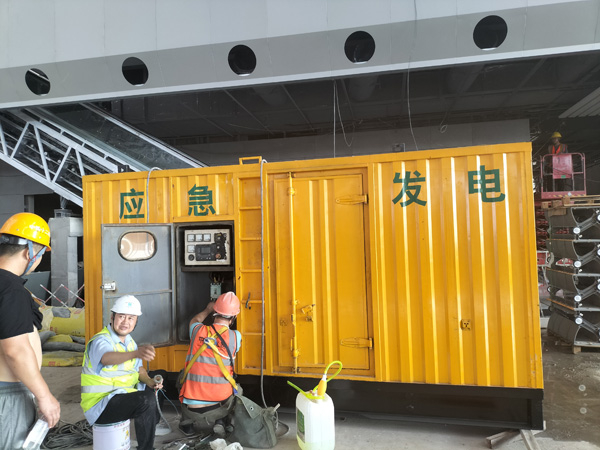 宁江怎样判断空气滤清器是否需要更换？